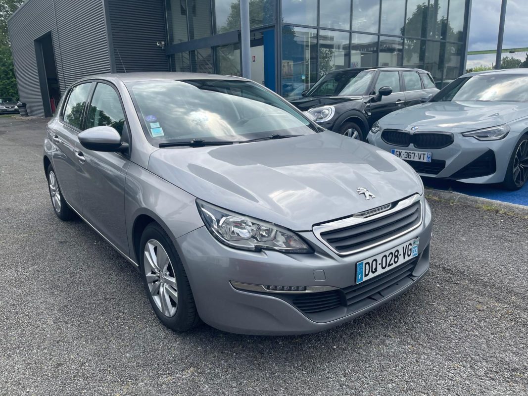 PEUGEOT 308 II