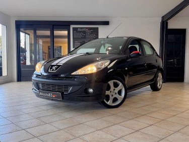 Peugeot 206+ 1.1 Essence 60ch – 5 portes – 70 000 km – Garantie 12 mois