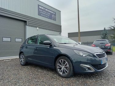 PEUGEOT 308 II 1.6 BLUEHDI 120 cv ALLURE / Suivi complet Peugeot / Distribution + Embrayage OK 