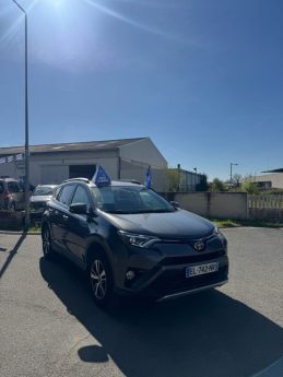 TOYOTA RAV4 143 D-4D LOUNGE 2WD 2017