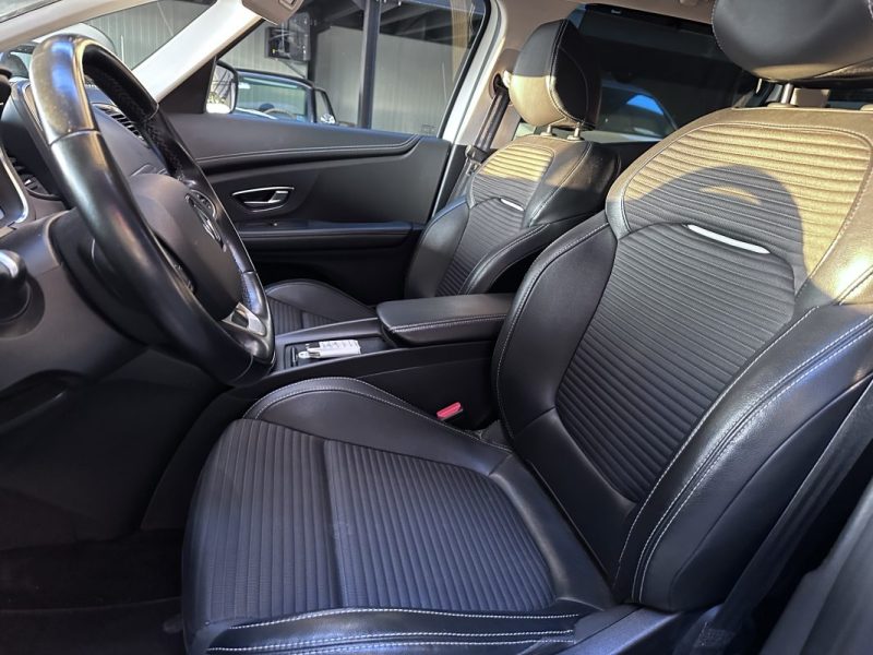 Renault Grand Scenic 1.7 Blue DCI 120CH Edc Business 7 Places 2020 - Miniature 13