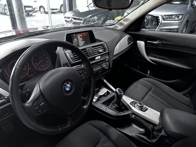 Bmw 114D 95CV Executive 2015 - Miniature 9