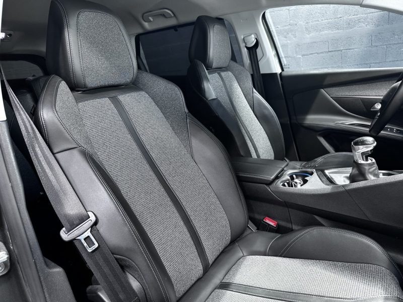Peugeot 5008 Ii 1.2 130CV Allure 2018 - Miniature 17
