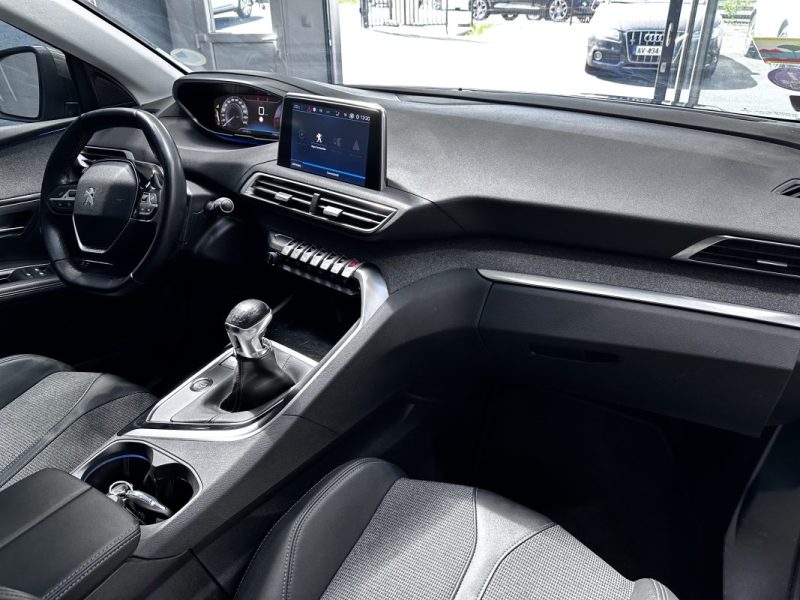 Peugeot 5008 Ii 1.2 130CV Allure 2018 - Miniature 12