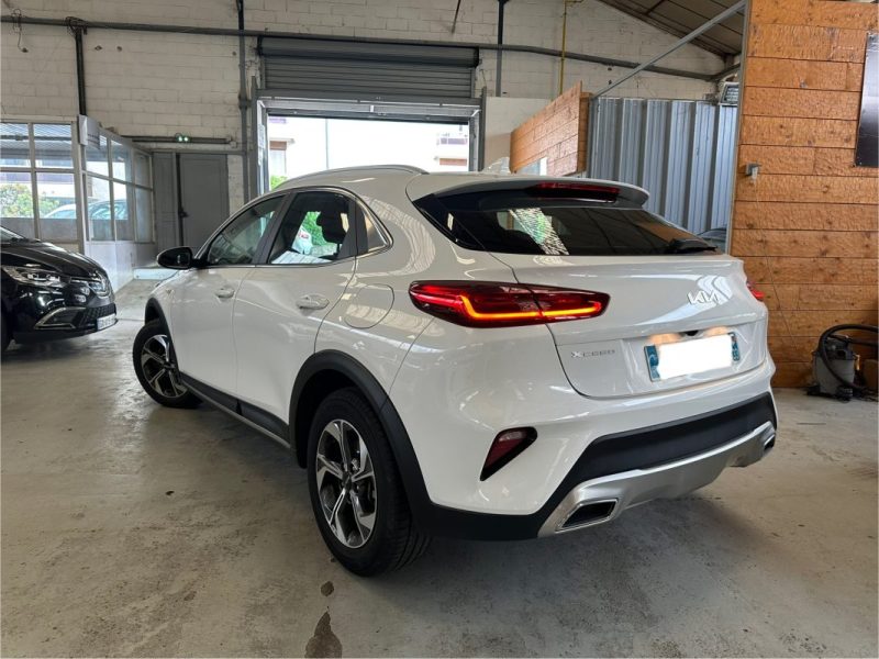 Kia Xceed 1.6 Crdi 136CH Mhev Active DCT7 2022 - Miniature 6
