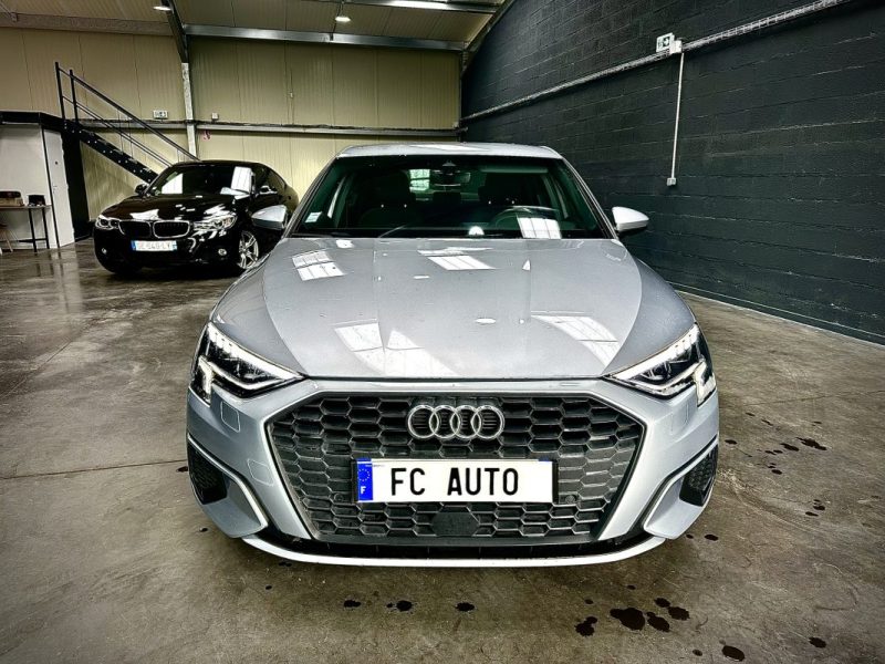 Audi A3 Berline 35 Tfsi 150CV Business Line 2020 - Miniature 9