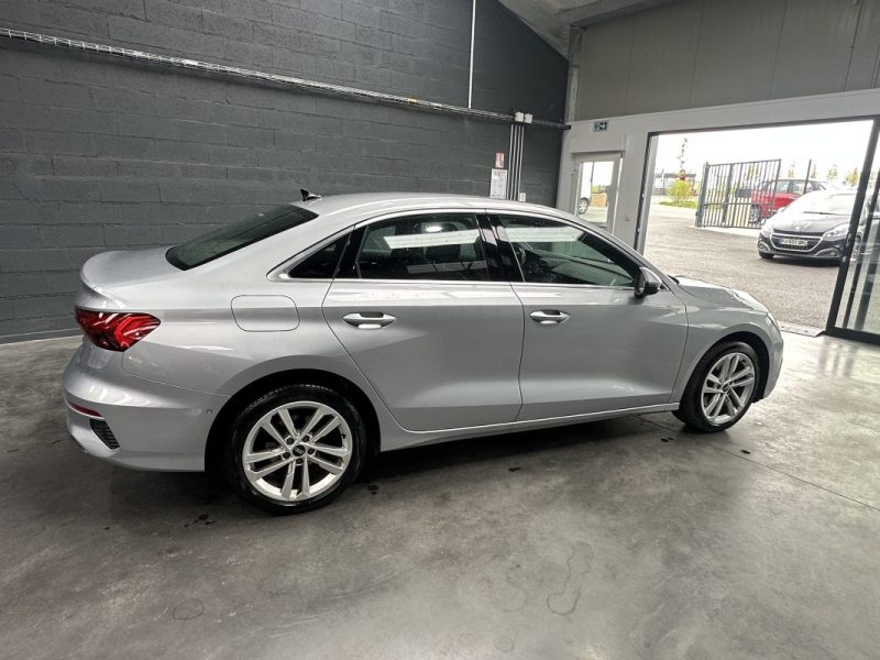 Audi A3 Berline 35 Tfsi 150CV Business Line 2020 - Miniature 7