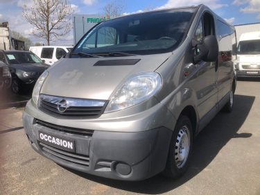 OPEL VIVARO 5 PLACES 189 550 km · C1  Vivaro Tour 2.5 CDTI135 C1