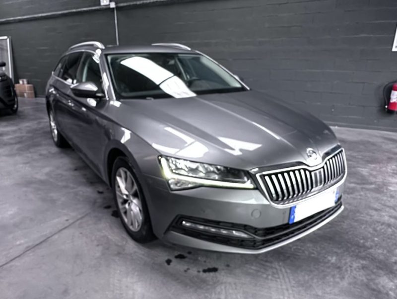 Skoda Superb Combi 2.0 TDI 150CH Scr DSG7 Business 2023 - Miniature 2