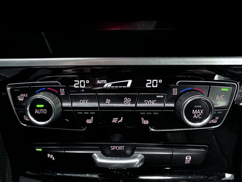 Bmw 218D Active Tourer 150CV Luxury 2018 - Miniature 25