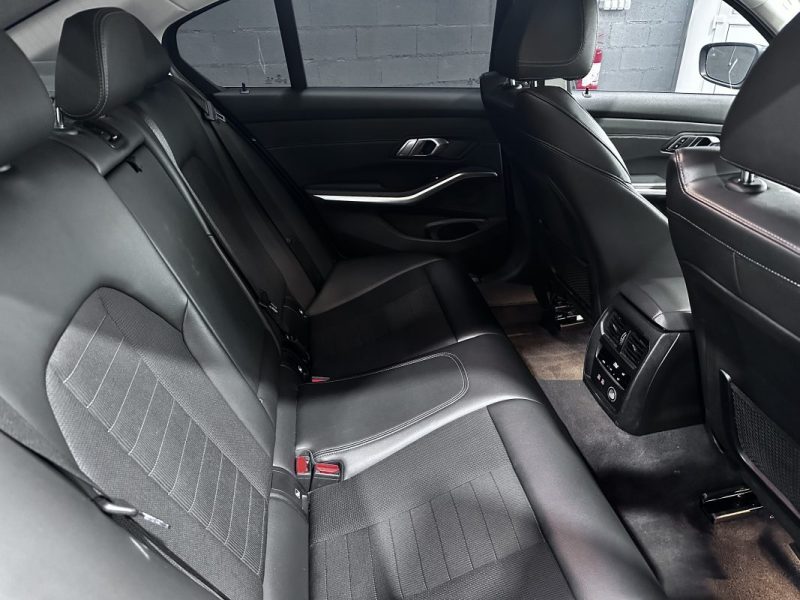Bmw 320DA 190CH Sport 2019 - Miniature 19