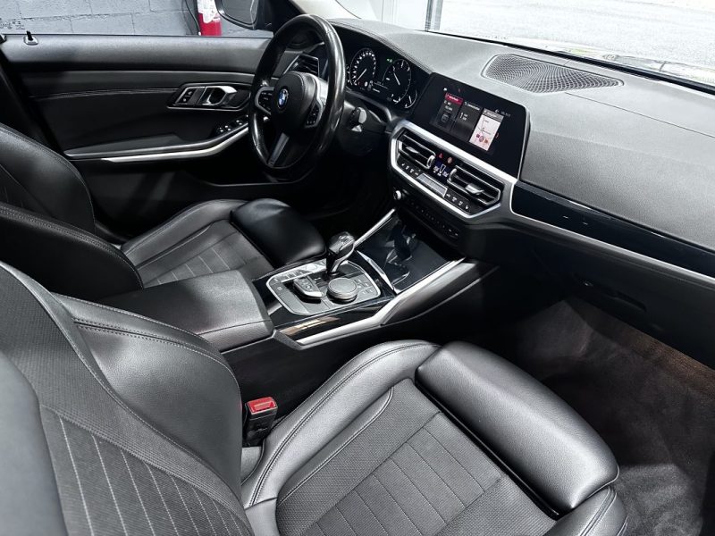Bmw 320DA 190CH Sport 2019 - Miniature 14