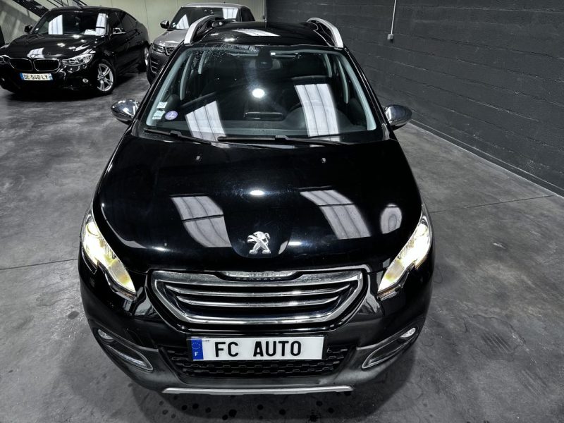 Peugeot 1.2 110CH EAT6 Allure 2008 - Miniature 5
