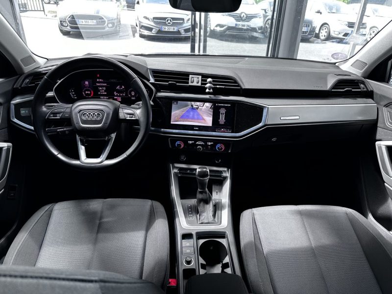 Audi Q3 35 Tfsi 150CH Design S Tronic 7 2019 - Miniature 12