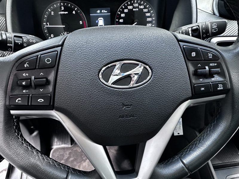 Hyundai Tucson Ii 1.6 Crdi 115CV Intuitive 2019 - Miniature 18