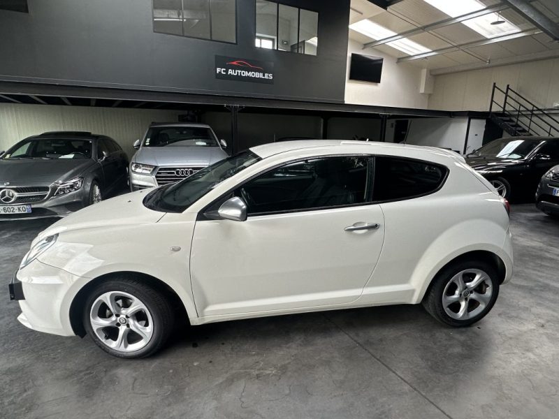 Alfa Romeo Mito 1.4 Mpi 78CV Start & Stop 2017 - Miniature 3