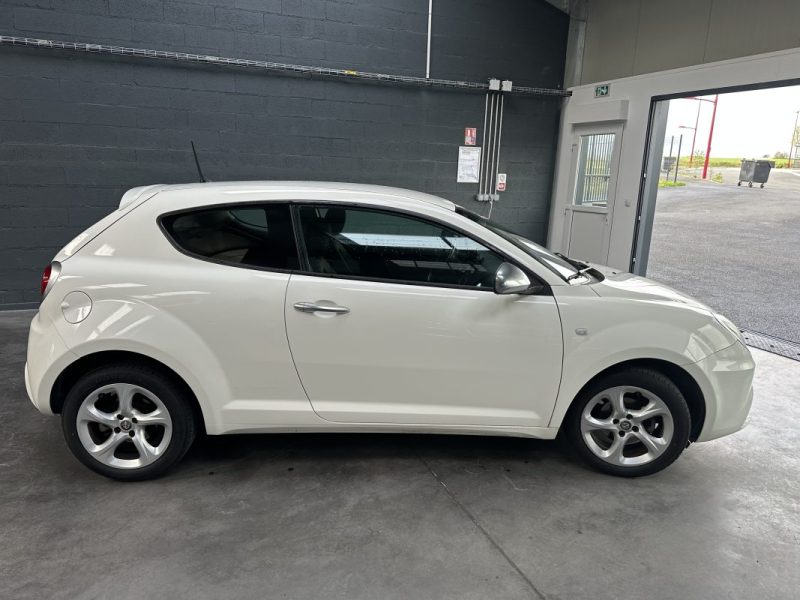 Alfa Romeo Mito 1.4 Mpi 78CV Start & Stop 2017 - Miniature 5