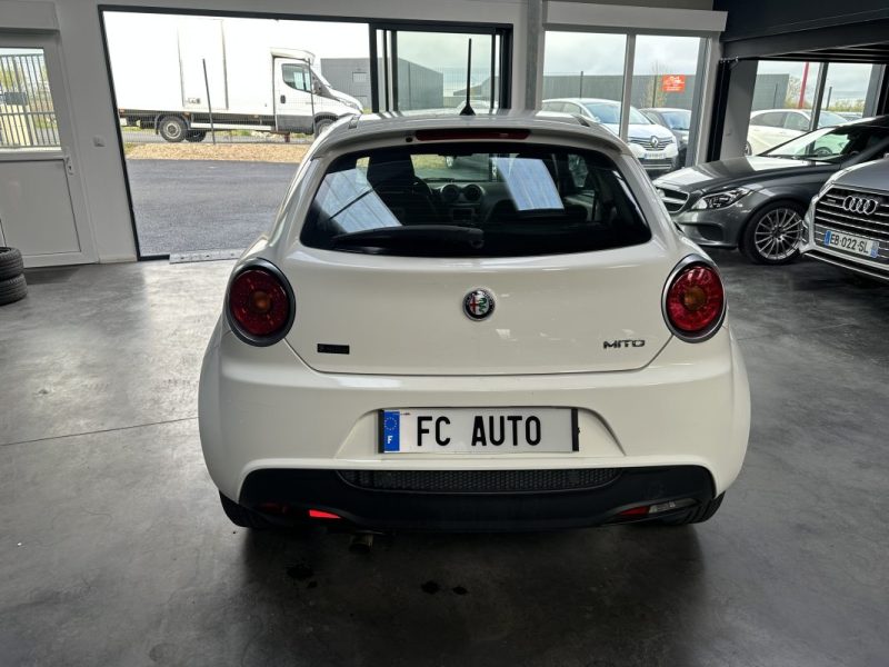 Alfa Romeo Mito 1.4 Mpi 78CV Start & Stop 2017 - Miniature 8