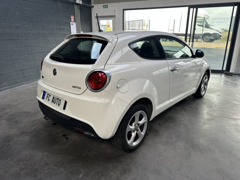 Alfa Romeo Mito 1.4 Mpi 78CV Start & Stop 2017 - Miniature 9
