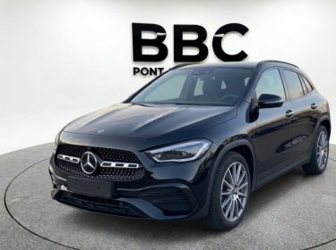 MERCEDES-BENZ GLA 220 AMG SPORTPAKET / PANORAMA 2023