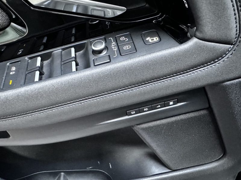 Land Rover Rr Evoque 2.0 D180 Awd BVA9 R-dynamic S 2019 - Miniature 22