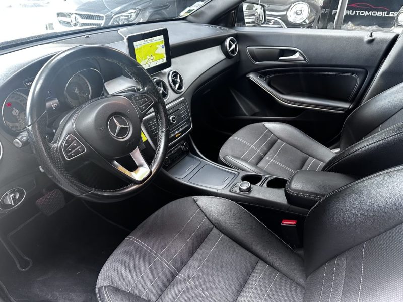 Mercedes Cla Shooting Brake 220 Cdi Sensation 7-g Dct 2015 - Miniature 9