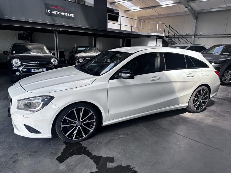 Mercedes Cla Shooting Brake 220 Cdi Sensation 7-g Dct 2015 - Miniature 2