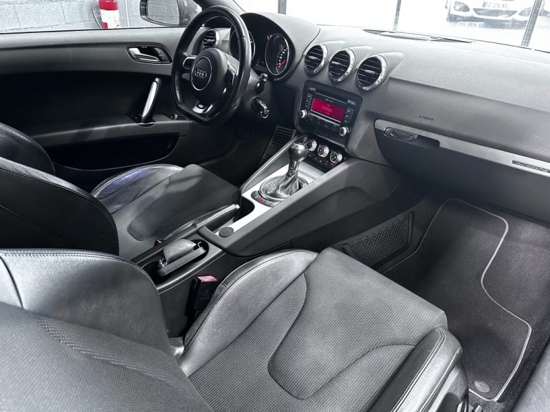 Audi Tt Audi Tt S Line 2.0 Tfsi Quattro S Tronic 2012 - Miniature 11