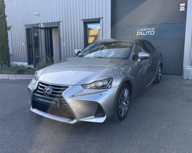 LEXUS IS 300h LUXE - Intérieur Cuir - Caméra - 2eme Main - ENTRETIEN COMPLET LEXUS