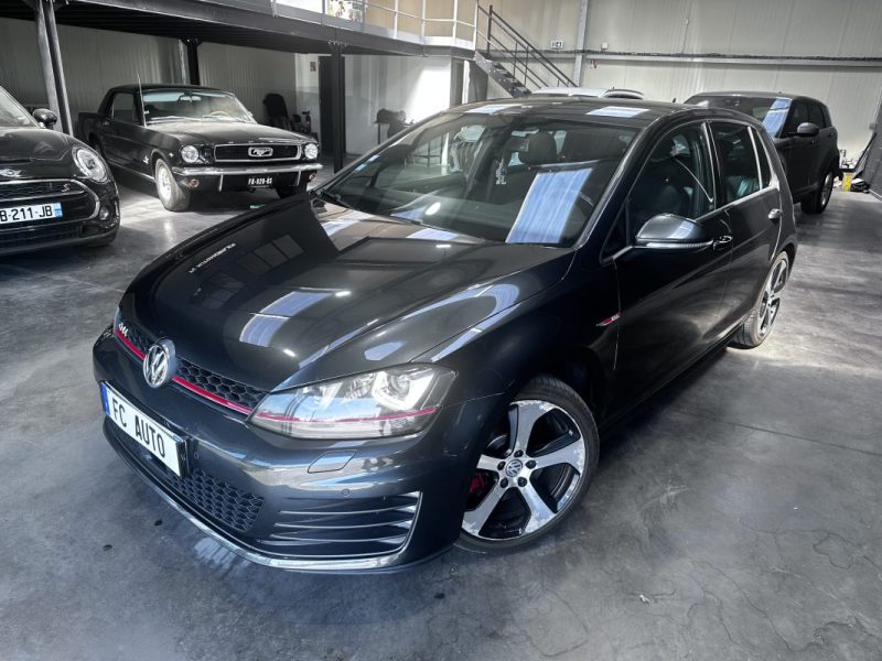 Volkswagen Golf Vii Golf GTI 2.0 Tsi 220 Dsg 2016