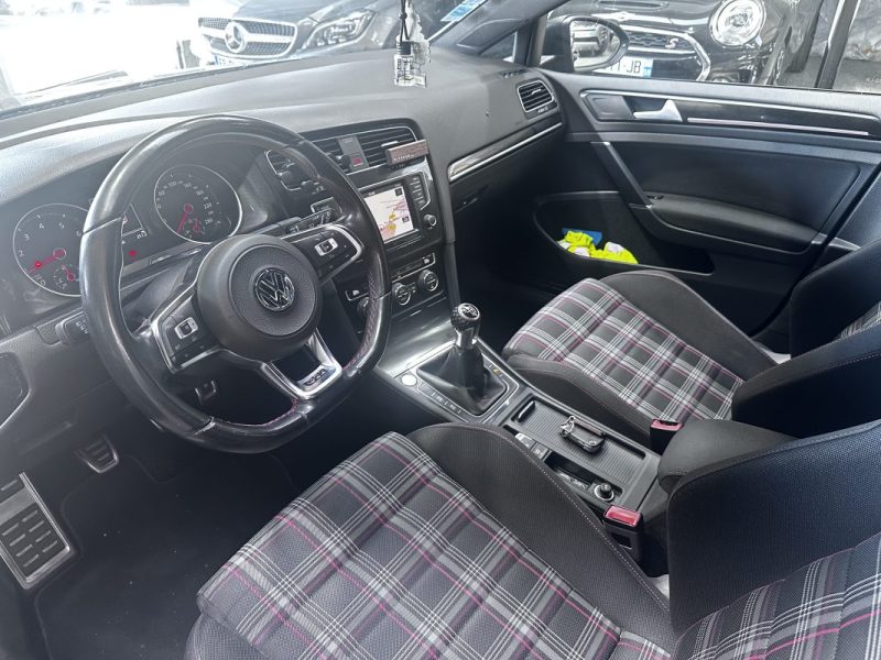 Volkswagen Golf Vii Golf GTI 2.0 Tsi 220 Dsg 2016 - Miniature 16