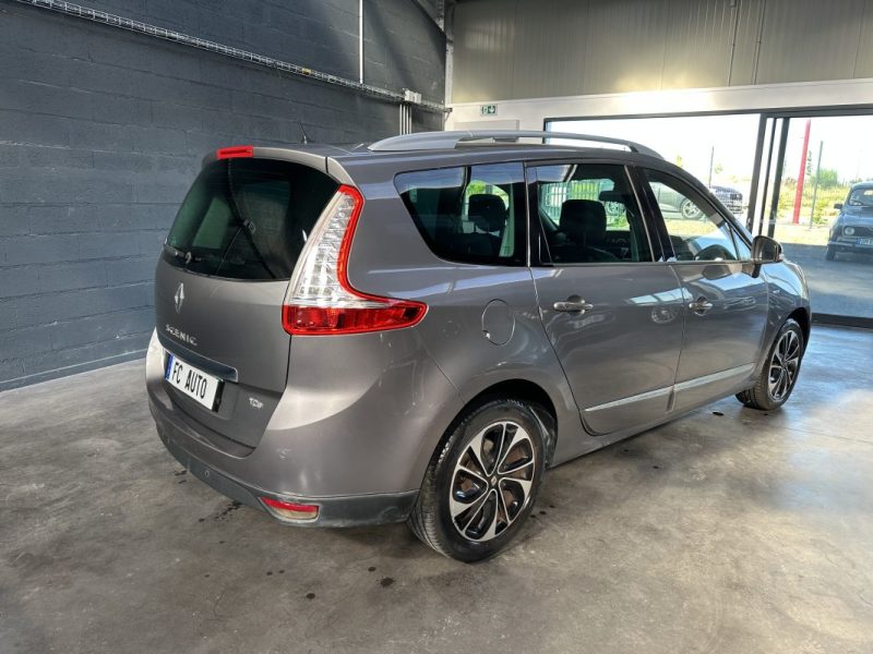 Renault Grand Scénic Iii Tce 130CV Energy Bose Edition 2015 - Miniature 12