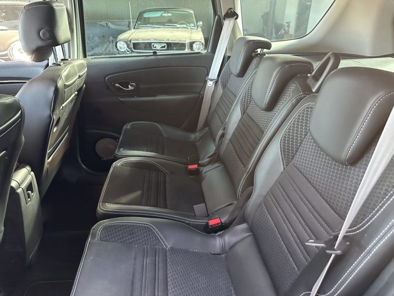 Renault Grand Scénic Iii Tce 130CV Energy Bose Edition 2015 - Miniature 9