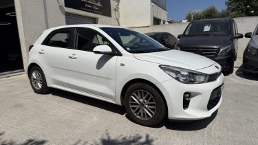 KIA RIO IV 1.0 T-GDI 100 ACTIVE 2019 / PREMIERE MAIN