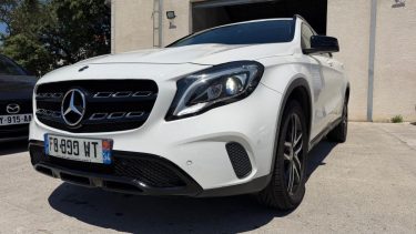 MERCEDES GLA 180 122ch STARLIGHT EDITION 2019