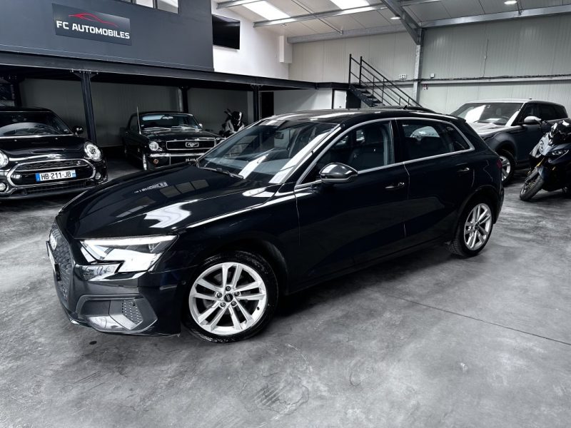 Audi A3 Sportback 30 TDI 116CV Stronic Business Line Cockpit 2022 - Miniature 4