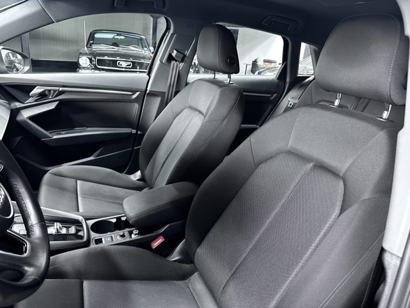 Audi A3 Sportback 30 TDI 116CV Stronic Business Line Cockpit 2022 - Miniature 15
