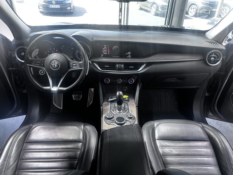 Alfa Romeo Stelvio 2.0T 280CV Q4 AT8 First Edition 2017 - Miniature 16