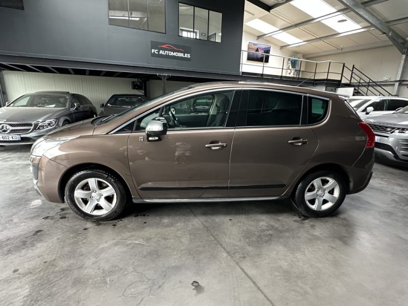 Peugeot 3008 HYBRID4 2.0 HDI 163CV BMP6 + Electric 37CV 2013 - Miniature 10