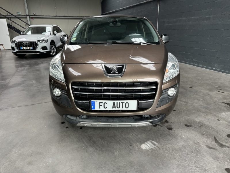 Peugeot 3008 HYBRID4 2.0 HDI 163CV BMP6 + Electric 37CV 2013 - Miniature 2