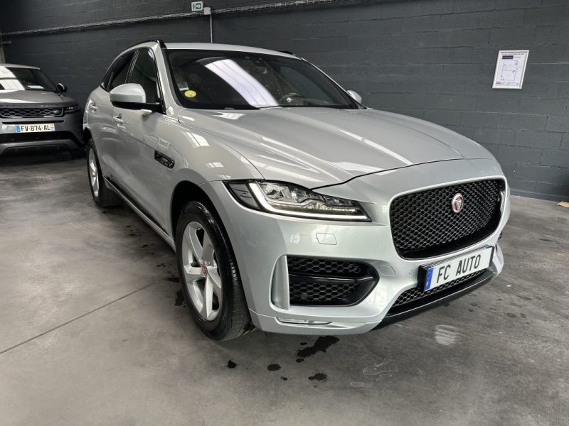Jaguar F-pace Jaguar F-pace V6 3.0 D 300CV Awd BVA8 R-sport 2016 - Miniature 9