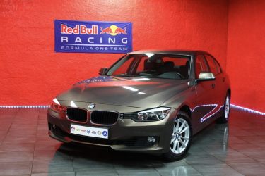 🟢 Bmw serie 3 320 i 185 cv Automatique Ecran Garantie Limiteur 1er Main