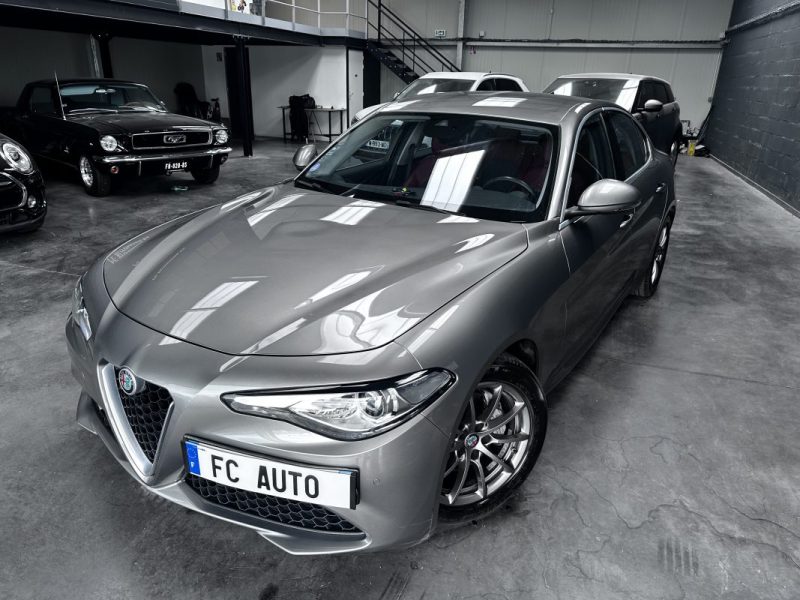 Alfa Romeo Giulia 2.0 Tb 200CV AT8 Super 2016