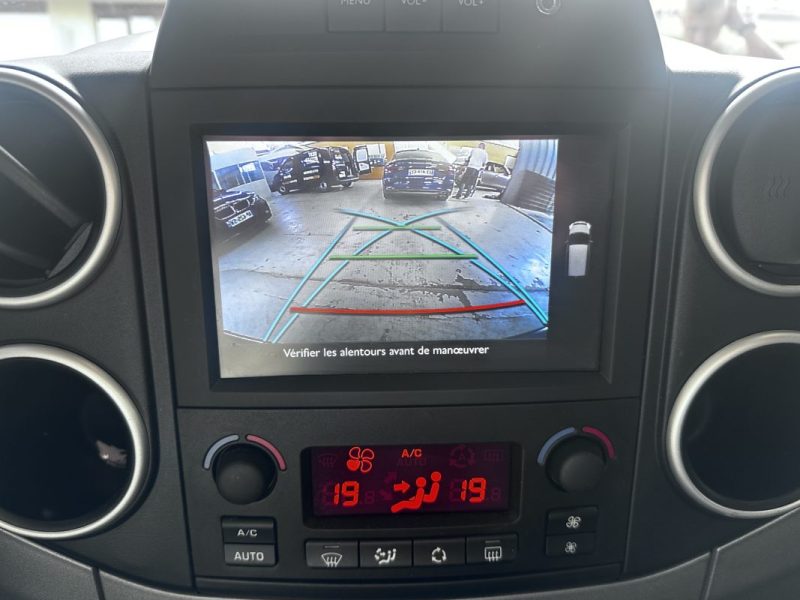 Citroen Berlingo Essence 110 Shine 2018 - Miniature 14