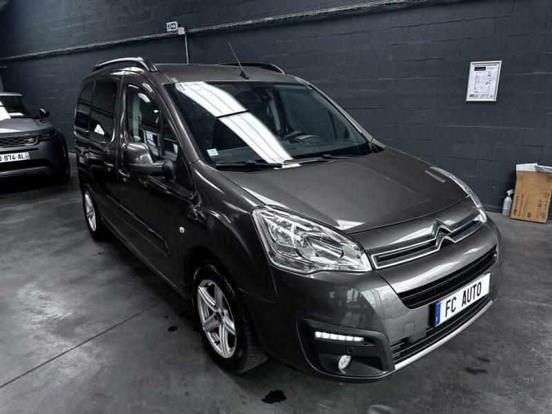 Citroen Berlingo Essence 110 Shine 2018 - Miniature 8