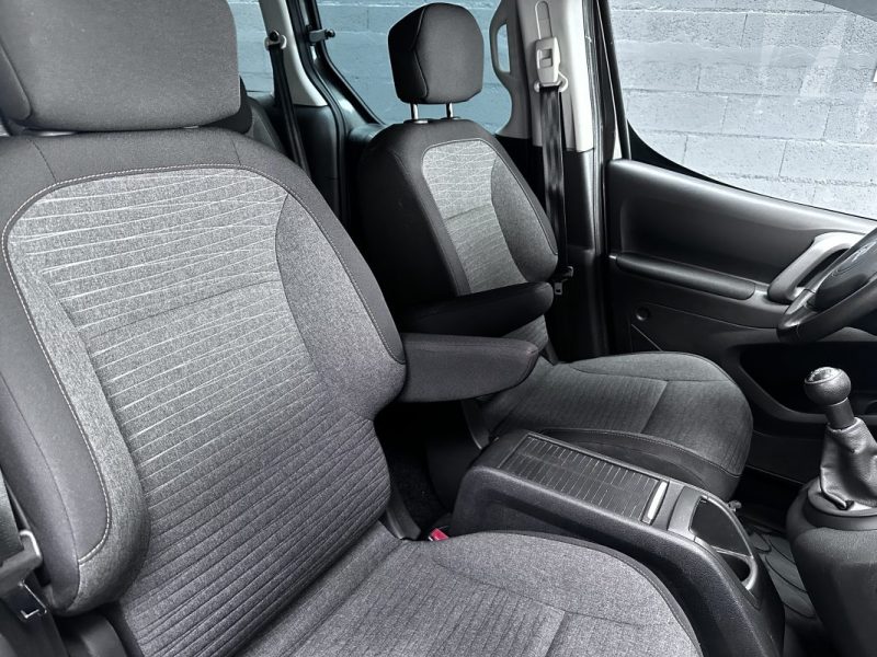 Citroen Berlingo Essence 110 Shine 2018 - Miniature 15