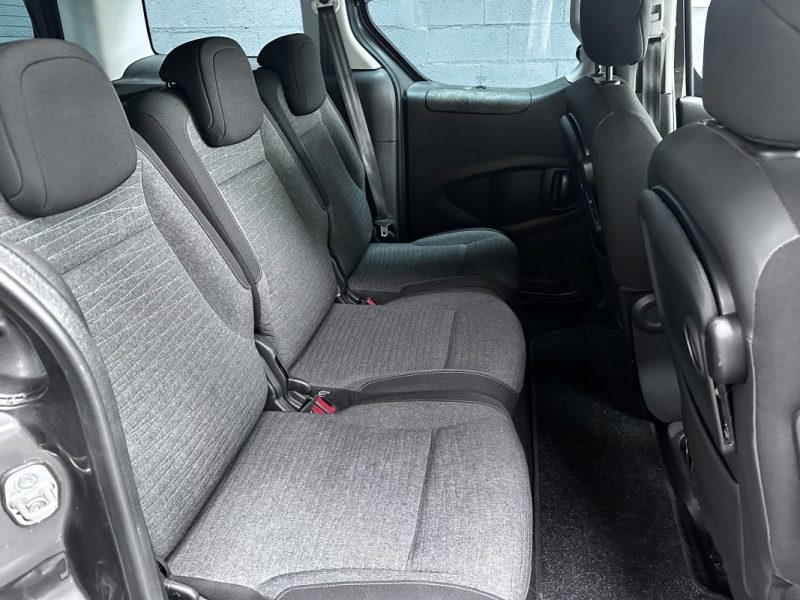 Citroen Berlingo Essence 110 Shine 2018 - Miniature 16