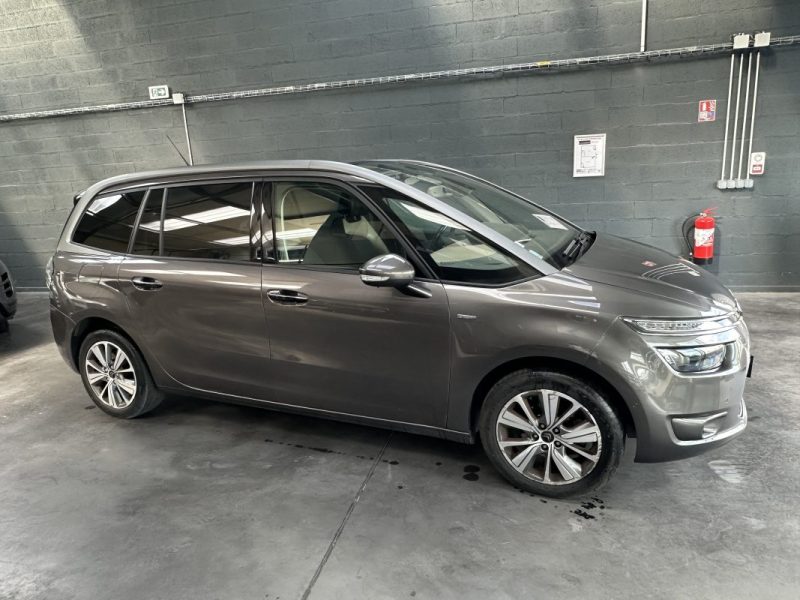Citroen Grand C4 Picasso 1.6 Blue HDI 120CV Exclusive 2015 - Miniature 6