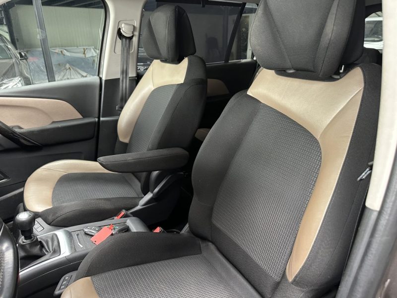 Citroen Grand C4 Picasso 1.6 Blue HDI 120CV Exclusive 2015 - Miniature 12