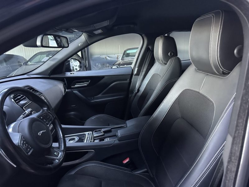 Jaguar F-pace 3.0D V6 300 Pure Awd Ba R-sport 2018 - Miniature 10